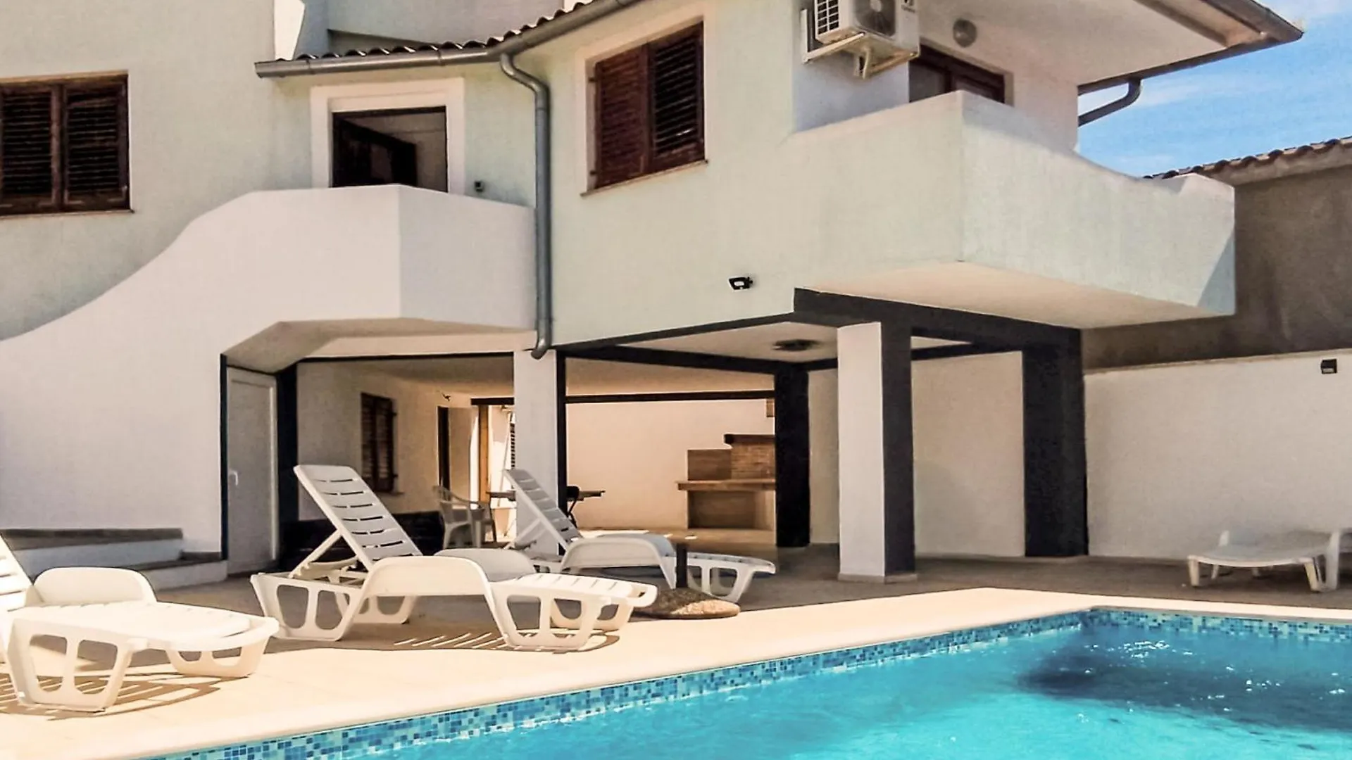 פולה Holiday Home Jadreski By Interhome
